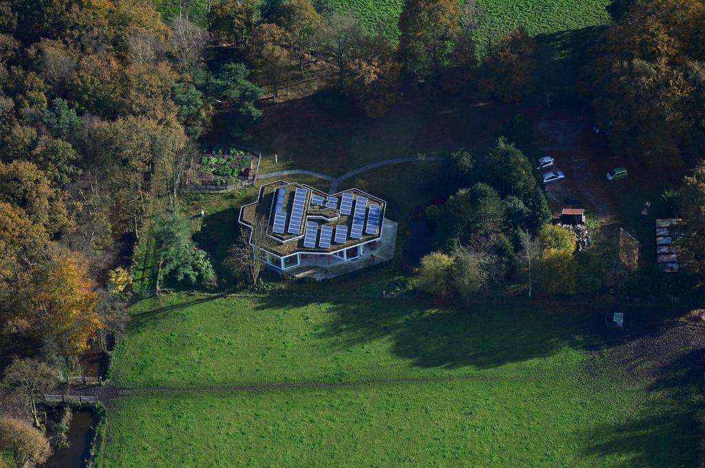 ヒルフェルスム Het Findament Tiny Houseヴィラ エクステリア 写真